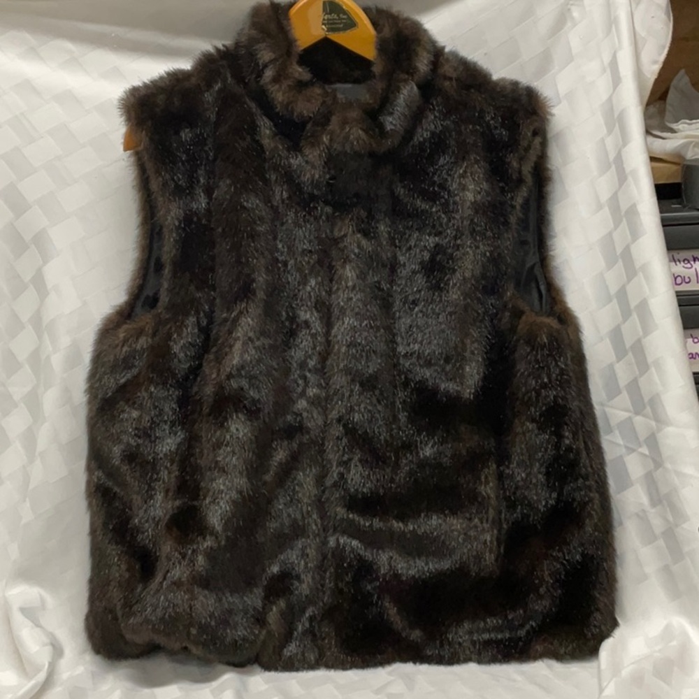 Source Unknown Faux Fur Vest in Dark Brown